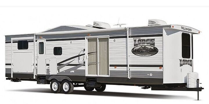 2015 Forest River RV Wildwood Lodge 404x4