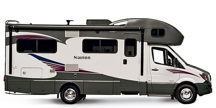 2016 Winnebago Navion 24j