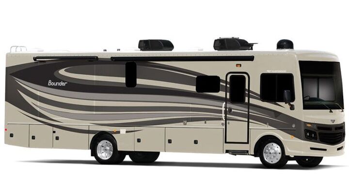 2017 Fleetwood RV Bounder 35k