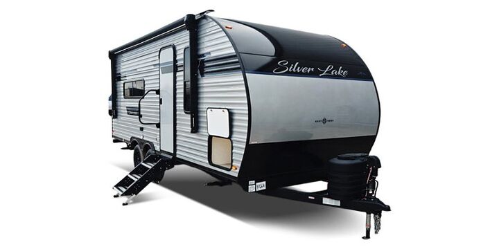 East To West Silver Lake 3250qb